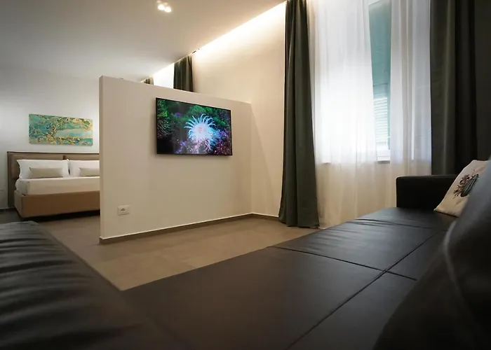 New Moon Rooms La Spezia